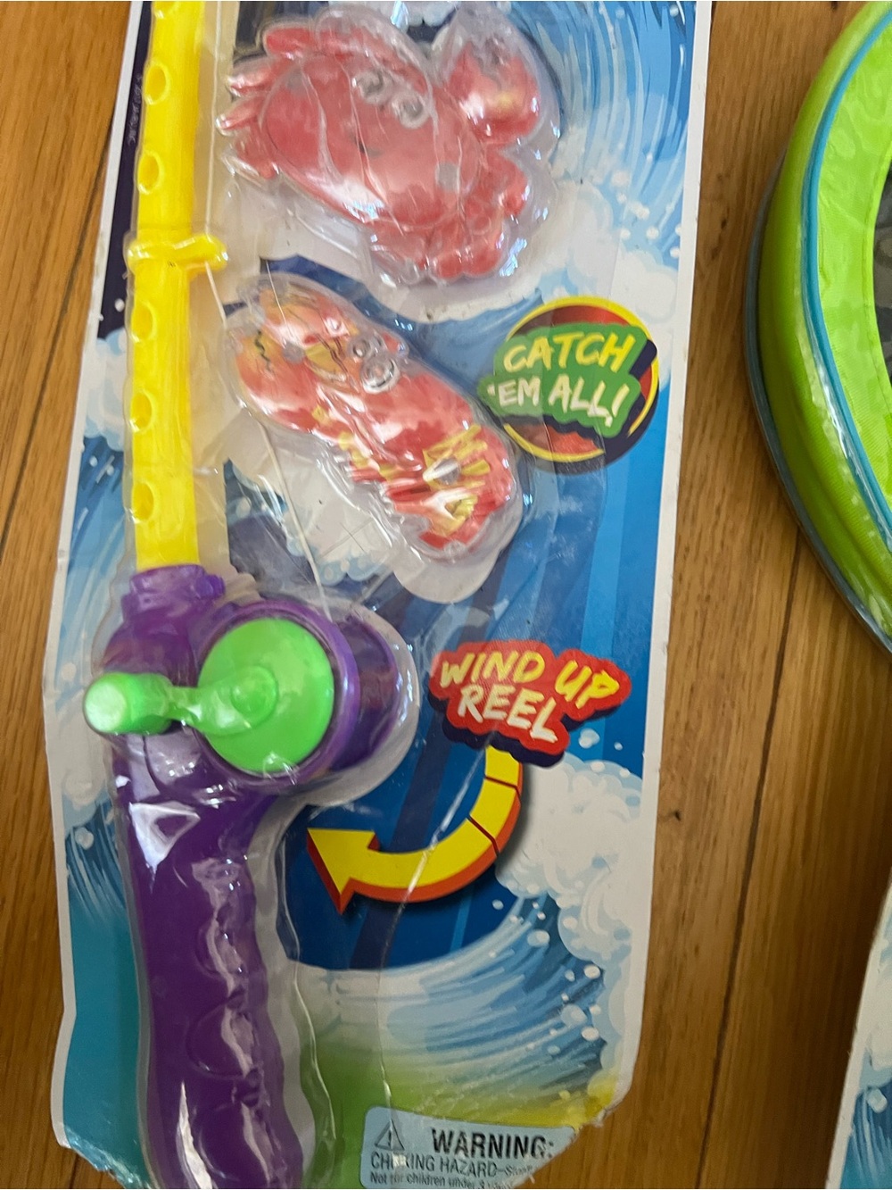Fishing Game Deluxe Kids Toy - Yellow/Purple Rod with Multicolor Fish - Picture 3 of 5